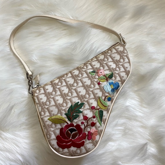 Authentic vintage Dior brown trotter embroidered mini saddle - Picture 2 of 12